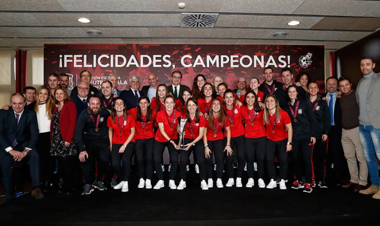Homenaje de la RFEF a la Campeonas de Europa de Fútbol Sala Femenino