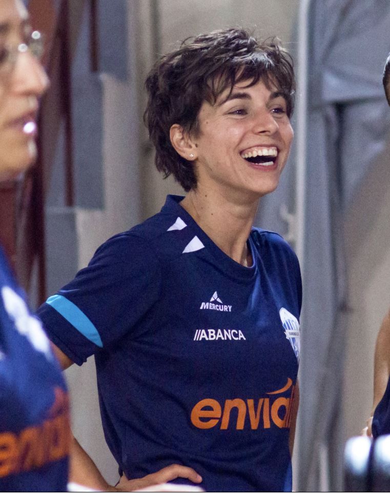 Marta Figueiredo (Jugadora de Ourense Envialia FSF): "Si queremos estar en la Copa debemos salir cada sábado a vaciarnos para intentar hacernos con los tres puntos. Es la única manera de merecernos estar ahí, entre los mejores de España."