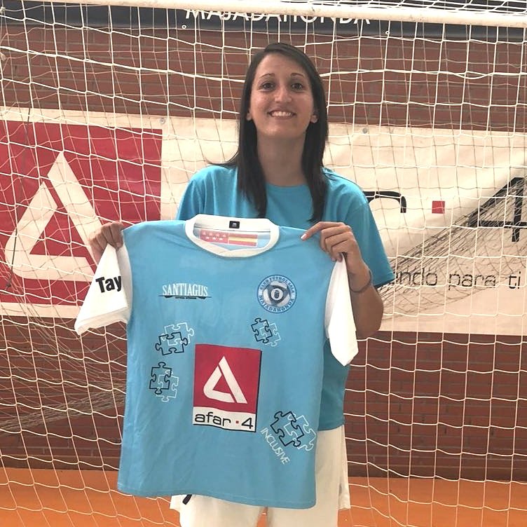 Coral (Jugadora de FS Majadahonda): "Actualmente estamos en un buen momento, sacando buenos resultados en partidos muy importantes."