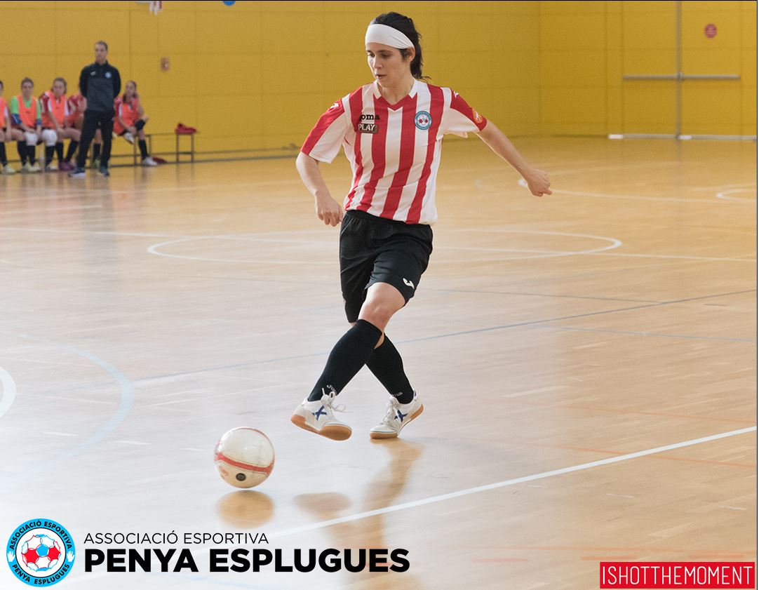 Cèlia Catà (Jugadora de A.E. Penya Esplugues): “Nos espera un tramo final de liga complicado pero jugaremos nuestras cartas”