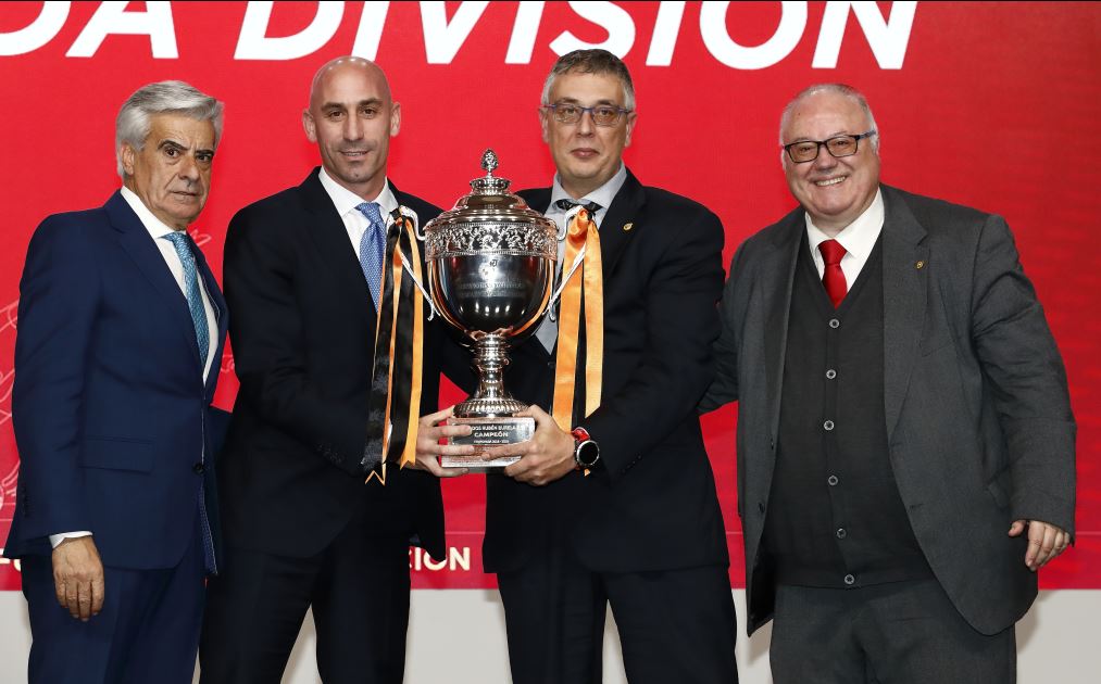 La Gala de RFEF homenajea la mejor temporada naranja