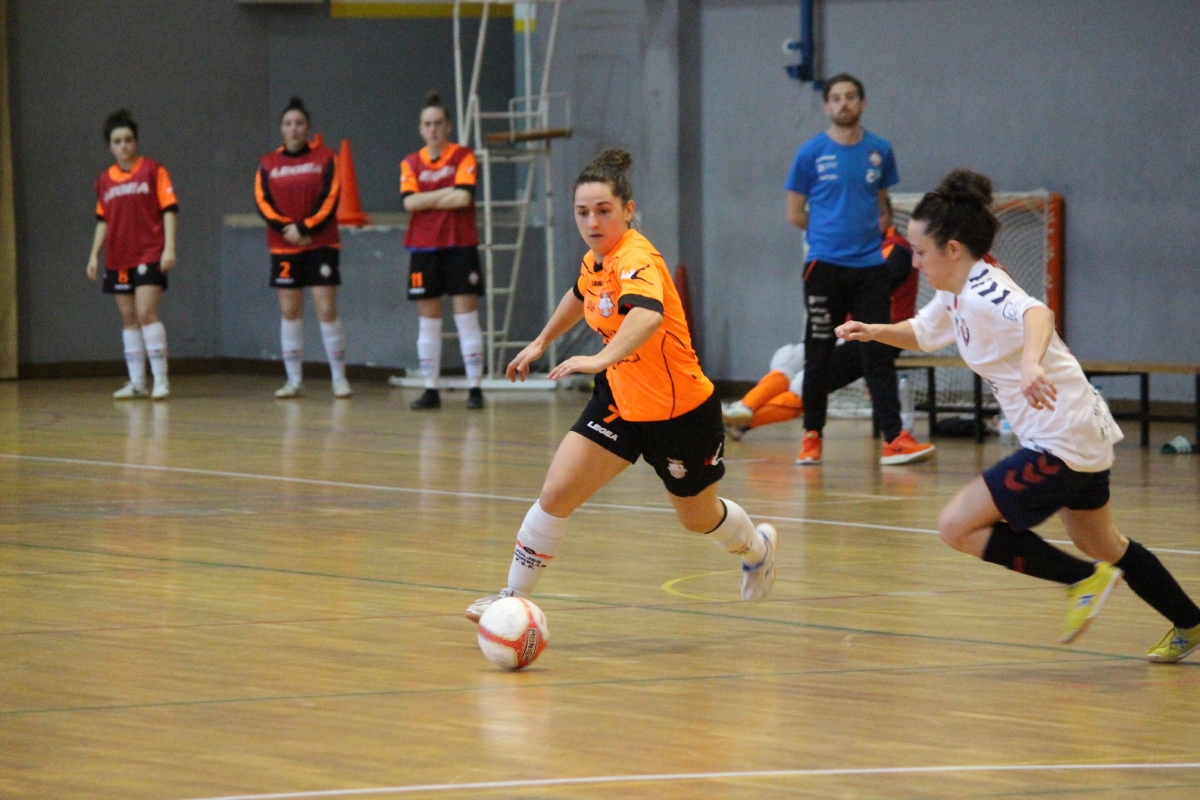 Crónica: Viaxes Amarelle FSF - Osasuna Lacturale Orvina. 2ª División. Grupo 1º. Jornada 17ª