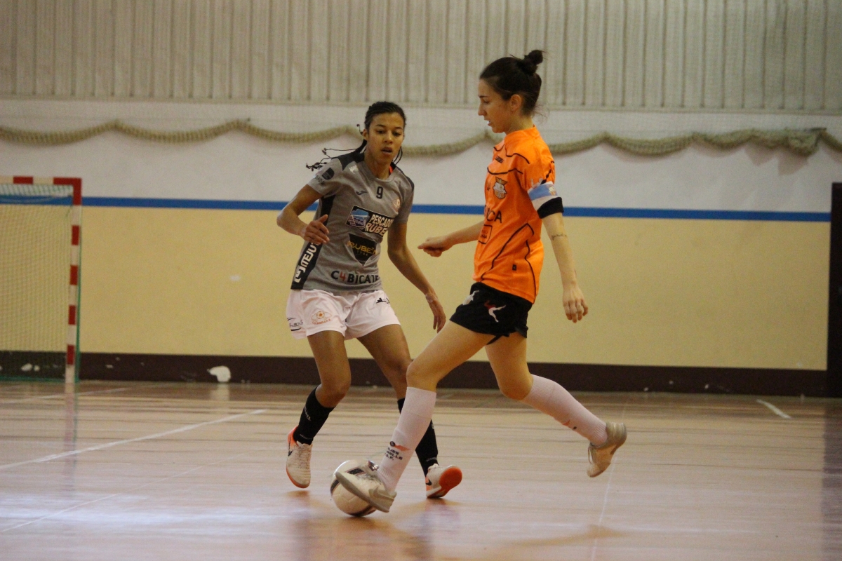 Crónica: Semifinales de la Copa Galicia de Fútbol Sala Femenino entre el Viaxes Amarelle FSF y el Burela Pescados Rubén FSF