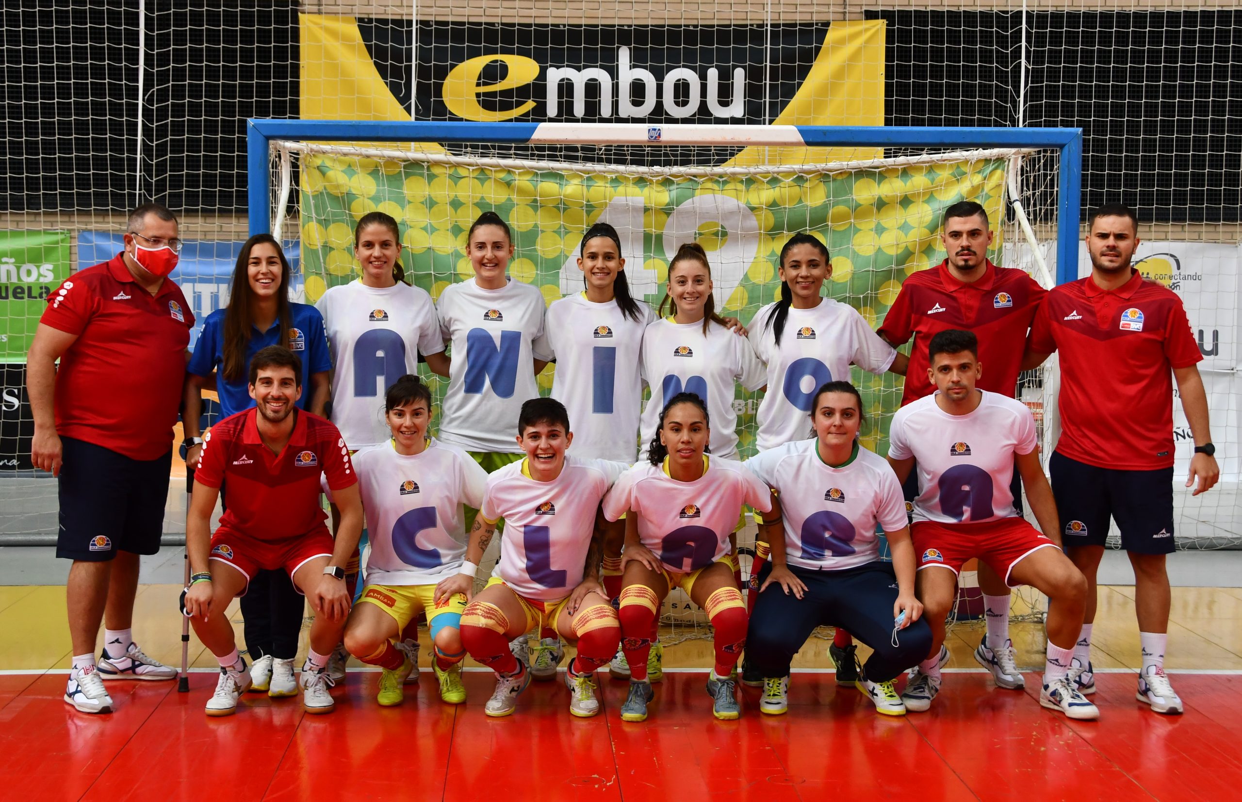 Clara Rodríguez, jugadora de Sala Zaragoza operada de su rodilla izquierda