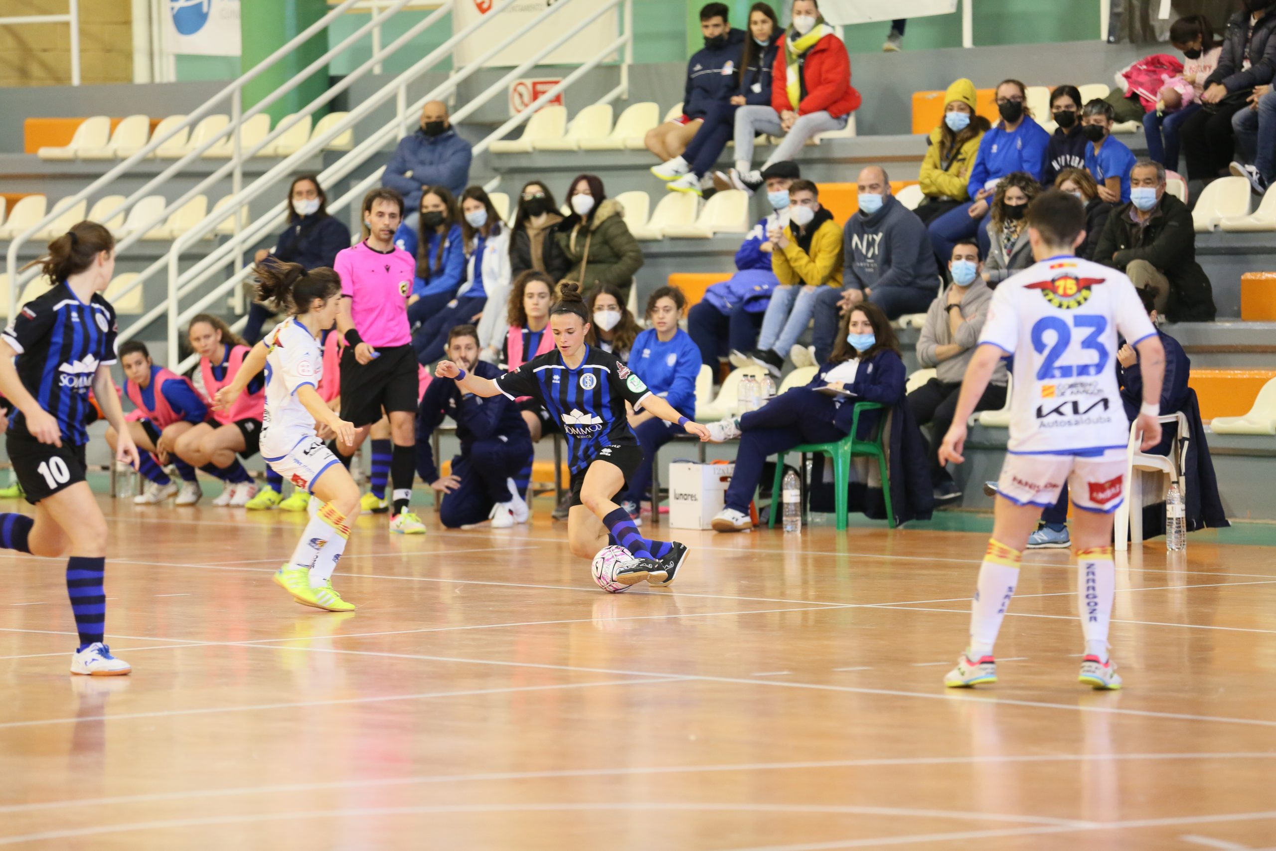 Crónica del Partido de Dieciseisavos de Final de Copa de S.M. La Reina de Fútbol Sala Femenino: Bodegas Sommos Intersala - Sala Zaragoza