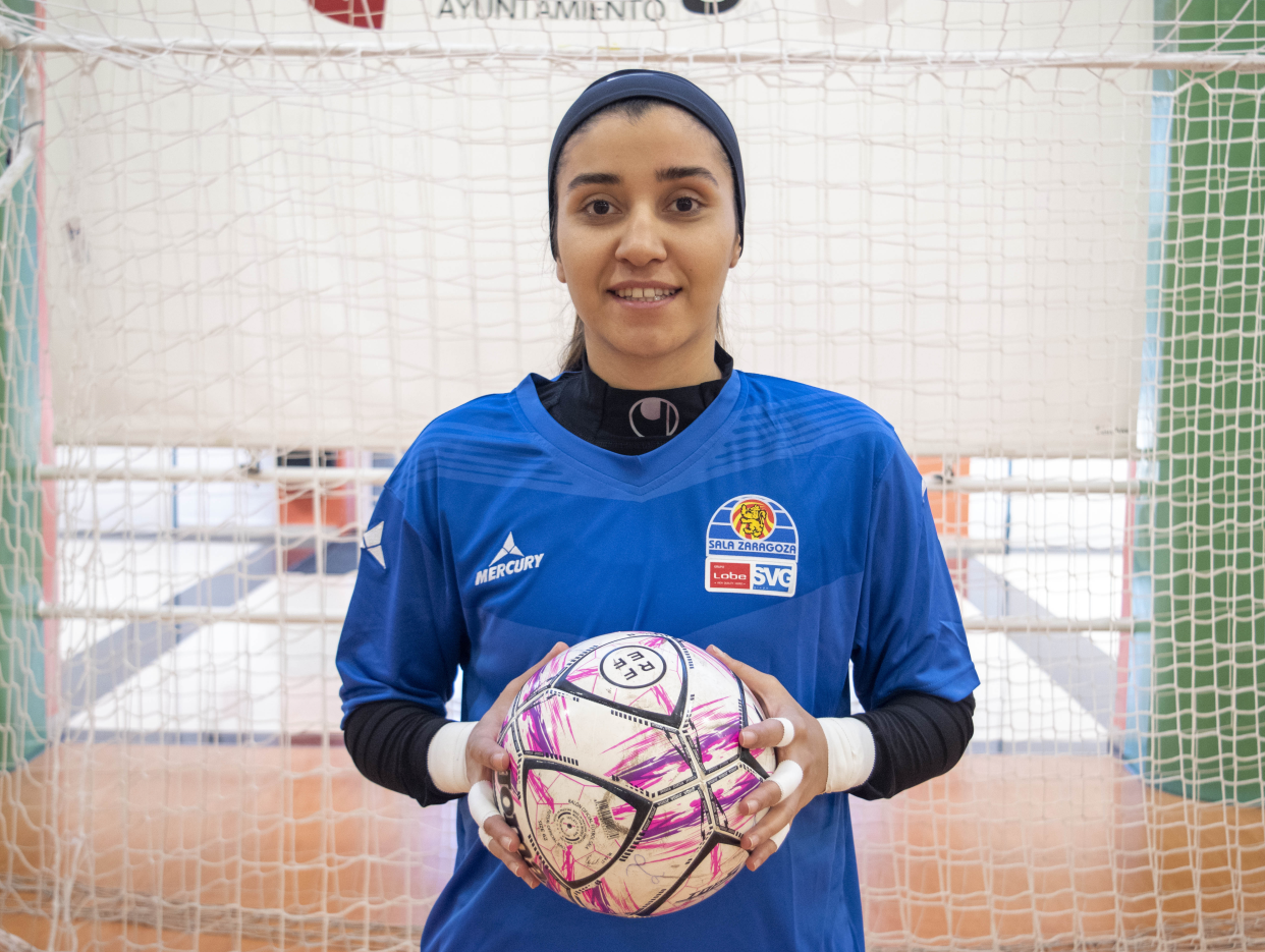 Presentación de Zahra, nueva jugadora del Sala Zaragoza