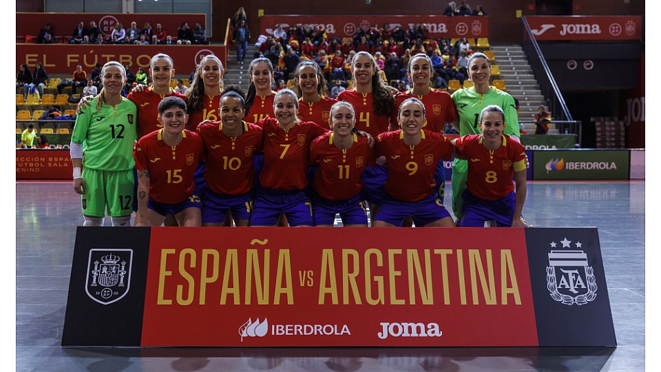 La Selección Femenina de Fútbol Sala se impone a la Selección de Argentina en un emocionante partido